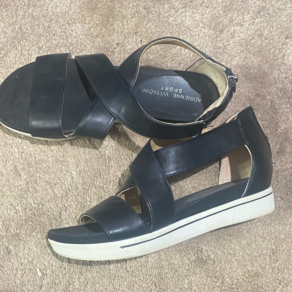 Adrienne Vittadini womens black platform sandals